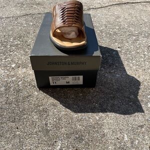 Johnston & Murphy Men's Tan Woven Leather Loafers